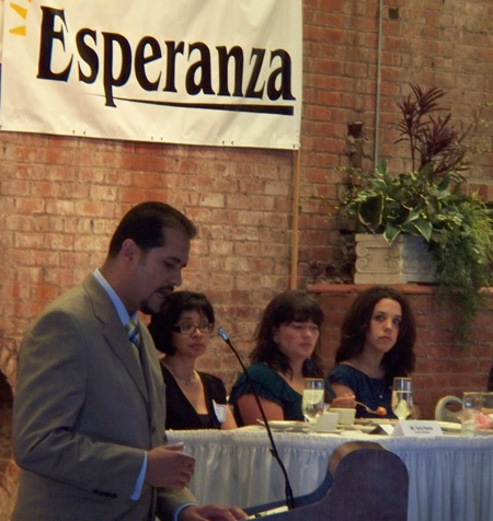 Anfres Gonzalez keynote at Esperanza event