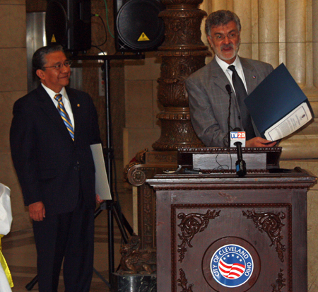 Mayor Jackson reads proclamation for Mexican Consul Vincente Sanchez-Ventura