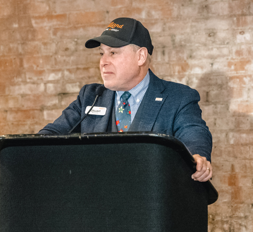 Stuart Muszynski inducts Raj Aggarwal into the Cleveland International Hall of Fame