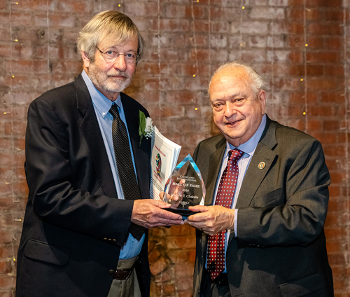 Lou Frangos inducts Andy Chakalis 