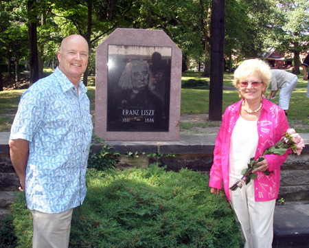 Greg Polyak and wife Marcia Snavely