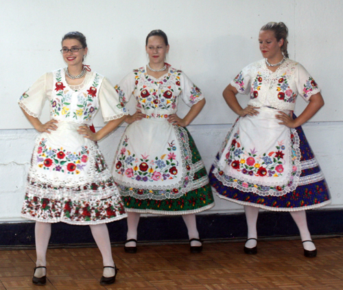 Csárdás Hungarian Dancers