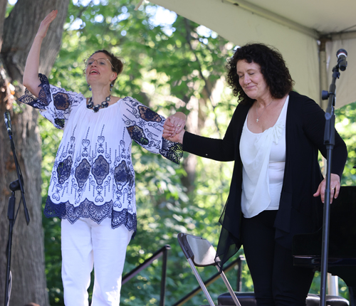 Vera Holczer and Donna Oberlin