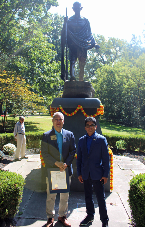 Chief Guests Ron Falconi and Bharat Kumar