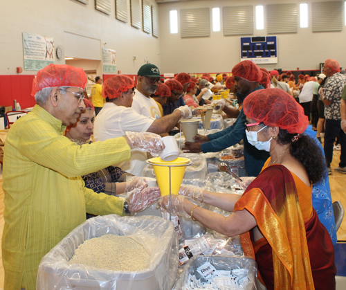 Richfield Rise Against Hunger Event Volunteers