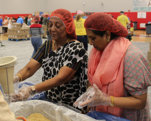 Richfield Rise Against Hunger Event Volunteers