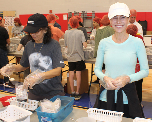 Richfield Rise Against Hunger Event Volunteers