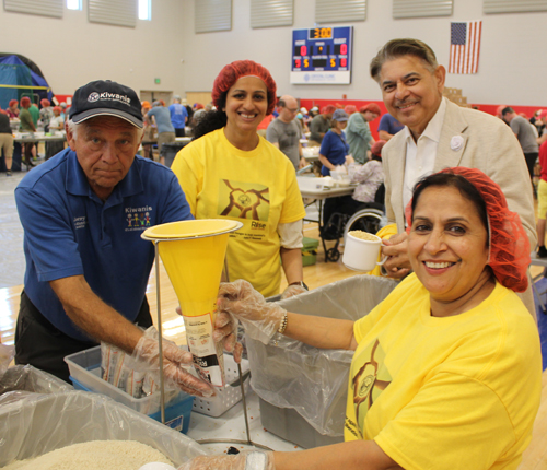 Richfield Rise Against Hunger Event Volunteers