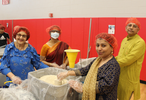 Richfield Rise Against Hunger Event Volunteers