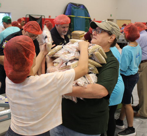 Richfield Rise Against Hunger Event Volunteers