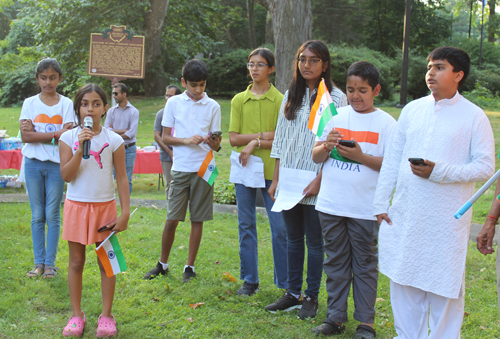 Students of the Sanatana Dharma classes spoke about various India patriotic topics