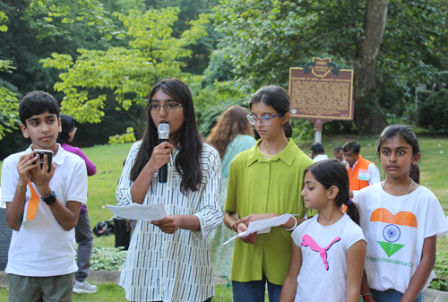 Students of the Sanatana Dharma classes spoke about various India patriotic topics