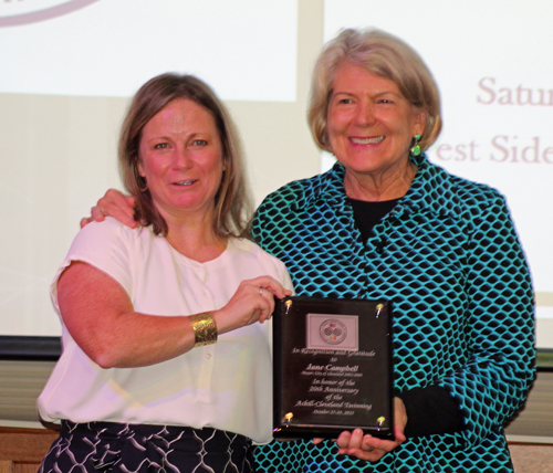 Anne Mulloy Hodge and Mayor Jane Campbell