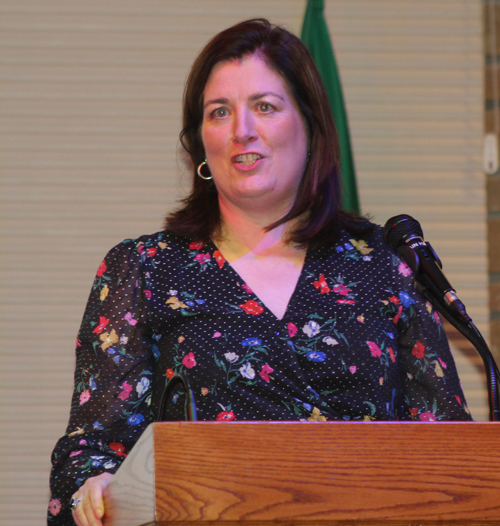 Sinead Ni Fhatharta