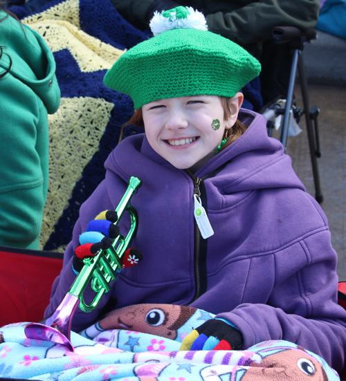 St Patrick's Day Parade crowd - little girl