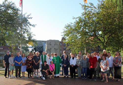 Irish Famine Memorial Mass group