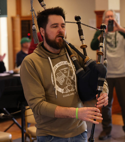 West Side Irish American Club Pipe Band 