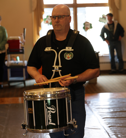 West Side Irish American Club Pipe Band 