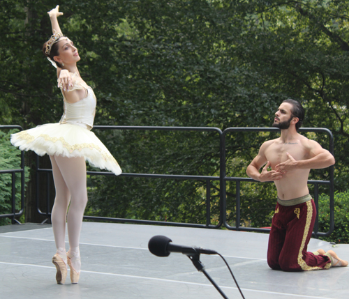 Cleveland Ballet performers