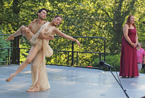 Cleveland Ballet performers