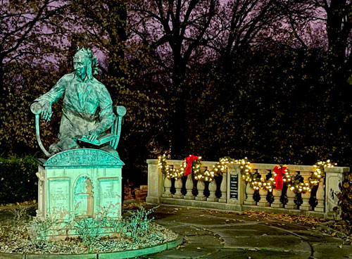 Dante statue - Italian Cultural Garden Christmas 2022
