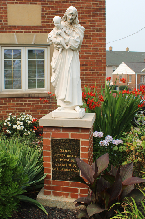 Our Lady of Mt Carmel Church statues - Mother Teresa