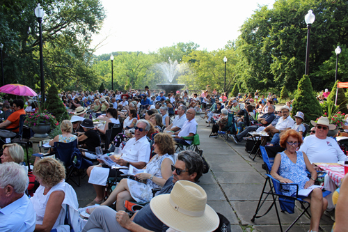 Crowd at Opera in the Italian Garden 2025