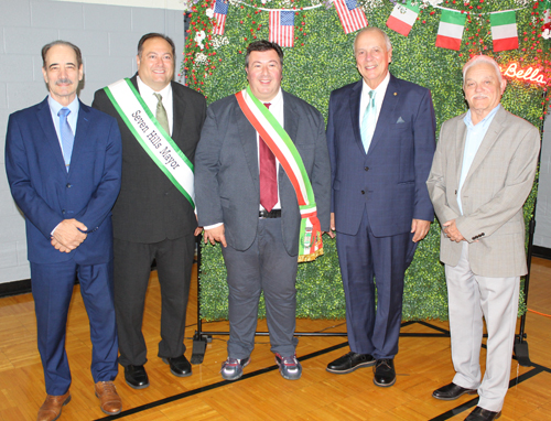 Mayor Anthony D. Biasiotta of The City of Seven Hills and Mayor Simone Costanzo of Coreno Ausonio