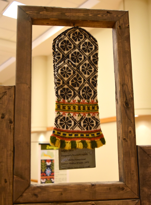 Latvian mittens from Cleveland area Latvians on display