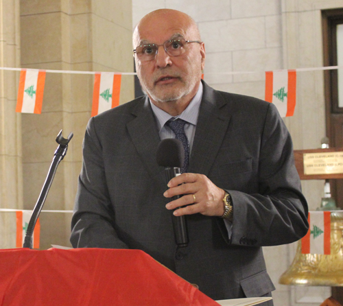 Fahim Gemayel receives honor from ALCC