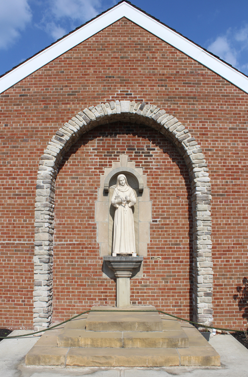 Saint Maron Chapel statue