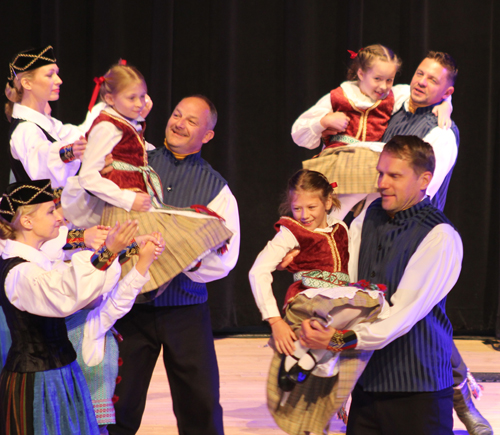 Suktinis Dancers from Chicago at Juventus Lithuanian Folk Dance Festival