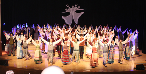 First Grand Finale of adults at Juventus Lithuanian Folk Dance Festival