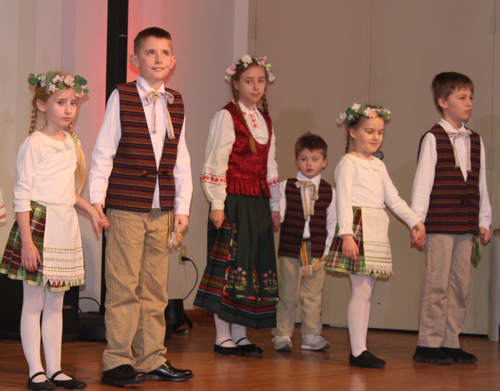 Svyturiukai Lithuanian Folk Dance Group