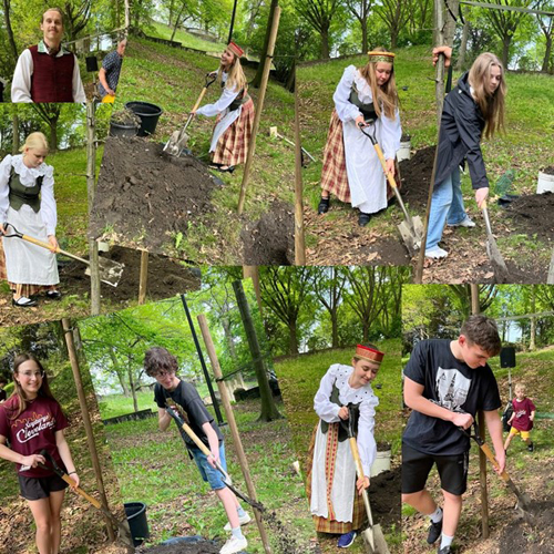Planting the oak tree in Lithuainian Garden