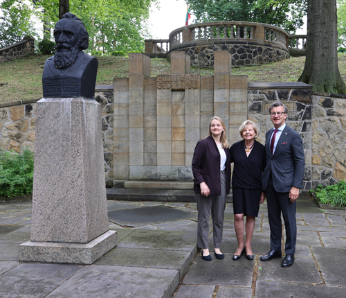 At bust of Jonas Basanavicius, Patriarch of the Nation