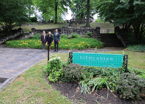 Visitng the Lithuanian Cultural Garden