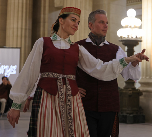 Lithuanian Folk Dance Group Svyturys