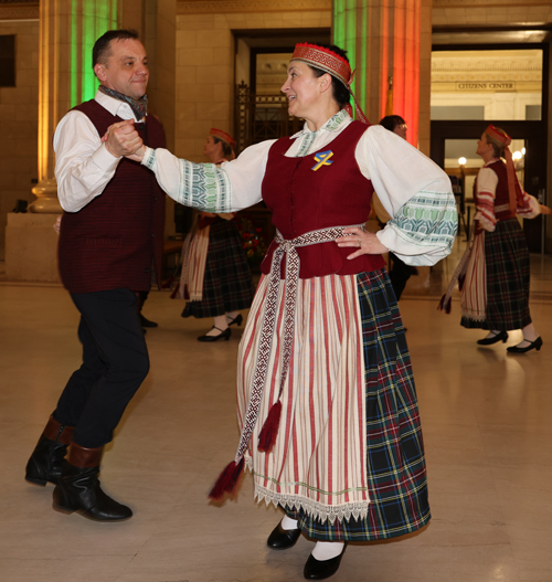 Lithuanian Folk Dance Group Svyturys