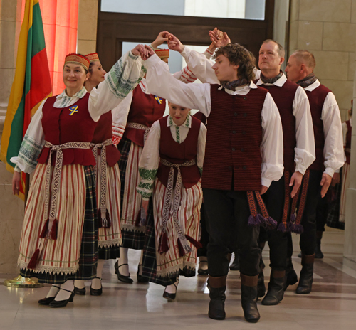 Lithuanian Folk Dance Group Svyturys