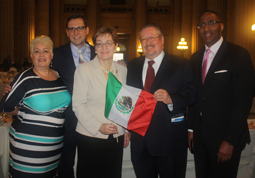 Marcy Kaptur, Consul Morales and group