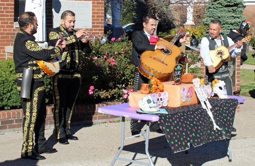 Day of the Dead mariachi band