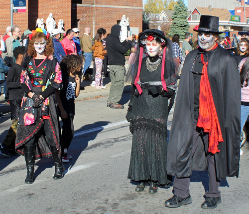 Day of the Dead Skulls and Skeletons Parade in Cleveland 2022