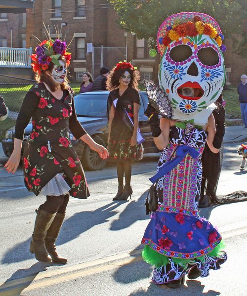 Day of the Dead Skulls and Skeletons Parade in Cleveland 2022