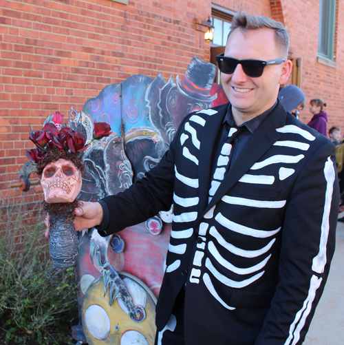 People in costumes and makeup at Day of the Dead in Cleveland 2022
