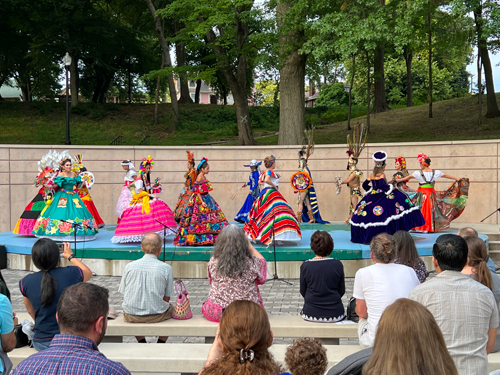 Colorful Mexican traditional dress - Mexican fashion in Cleveland