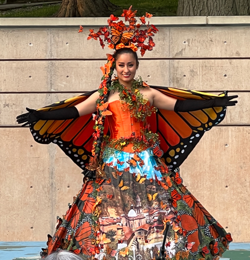 Colorful Mexican traditional dress - Mexican fashion in Cleveland