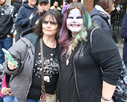 Day of the Dead Parade attendees