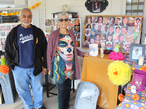 Altar (ofrenda) at Craciun Funeral Home