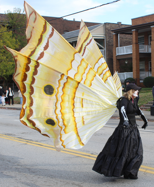 Day of the Dead (Dia de Muertos) Skulls & Skeletons Parade in Cleveland 2025